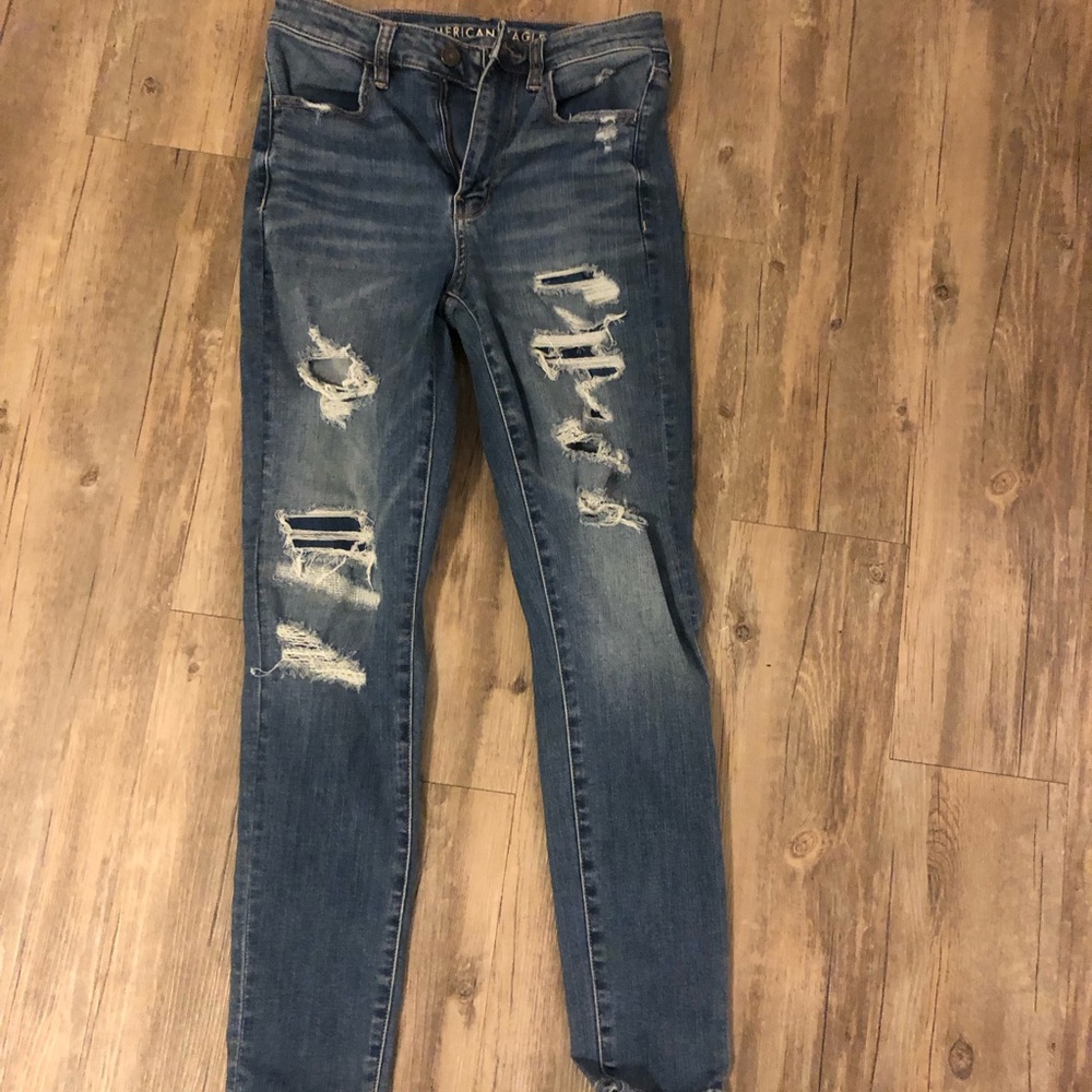 American Eagle Jeans. Size 6.